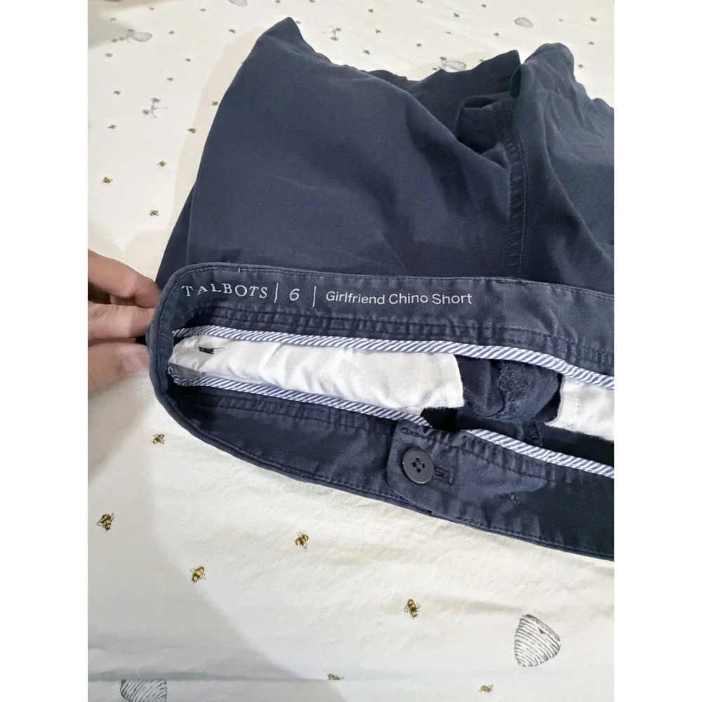 Talbots Women's Blue Girlfriend‎ Chino Shorts Size 6